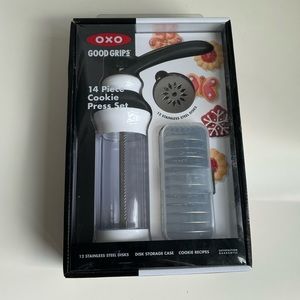 NWT Oxo Cookie Press